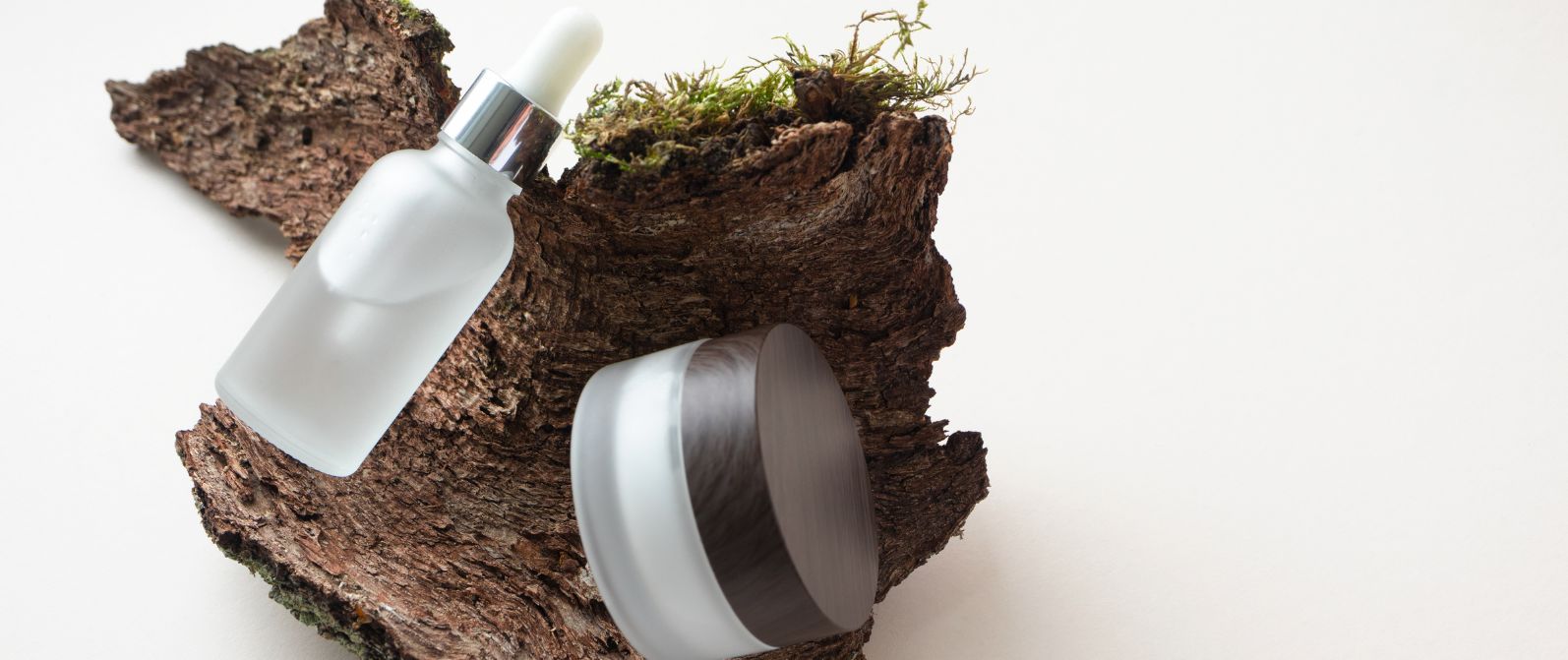 kwas-salicylowy-działanie-serum-krem-kosmetyki-kora